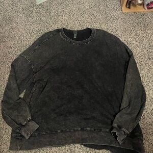Wild Fable Men's Faded Black Crewneck Sweater